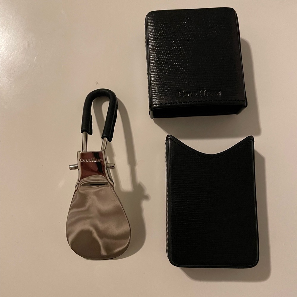 Cole haan pocket shoe horn